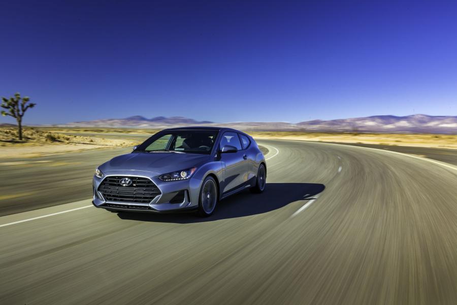  Hyundai Veloster 2018 года  (NA) (фото 1 из 37)